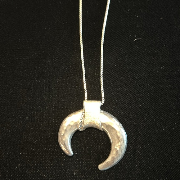 Vintage Silpada Horn Sterling Silver Necklace. New, used for display. - Picture 1 of 5